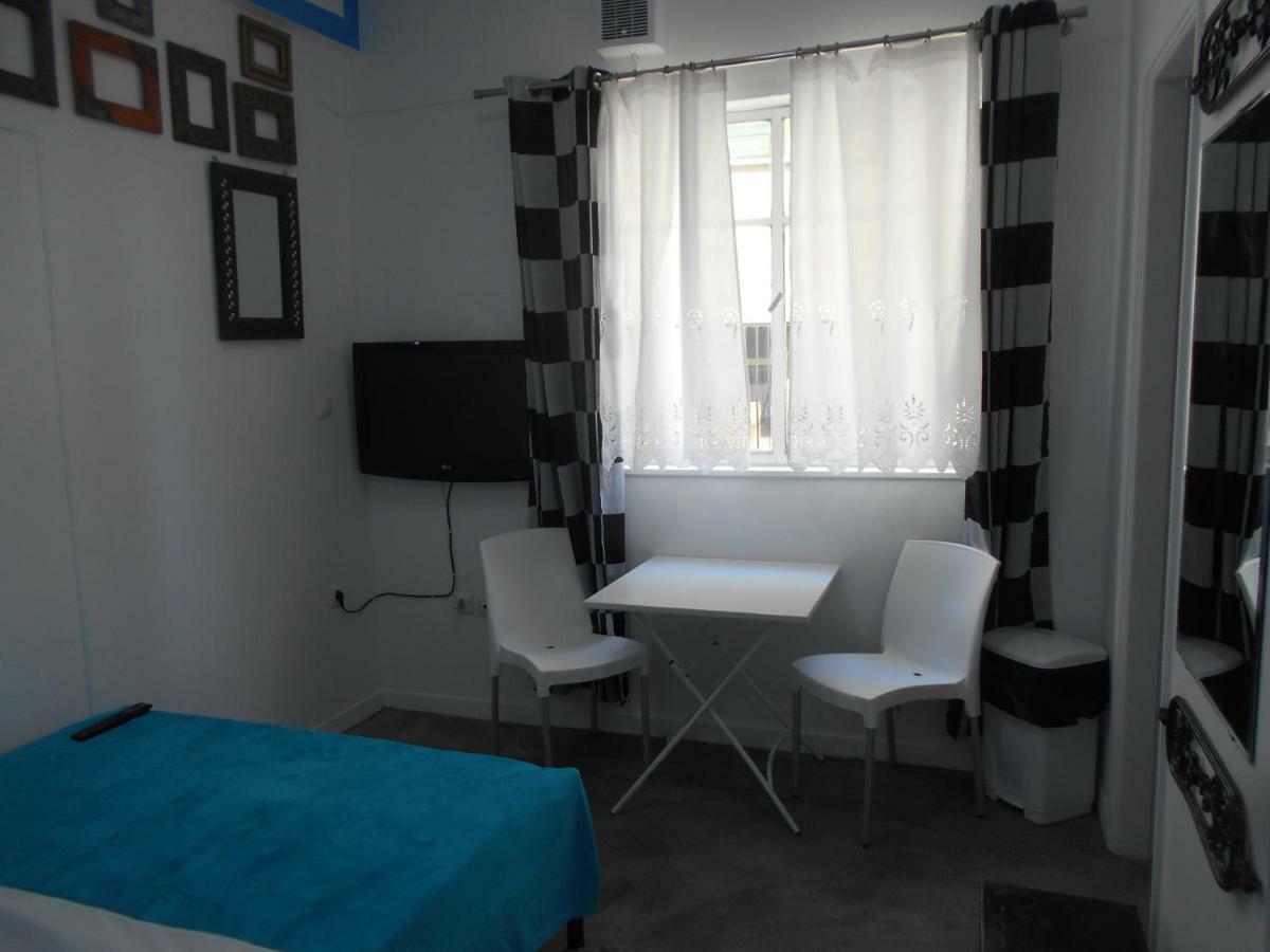 Monastiraki Flea Market & Metro Station Appartment 雅典 外观 照片